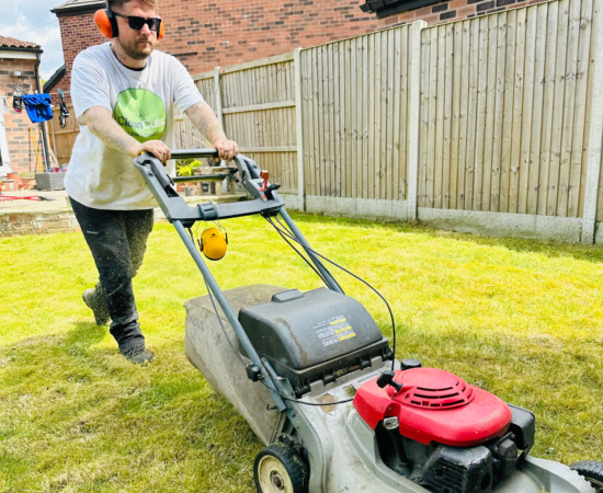 Hedge Cutting.zip - 1 Hedge Cutting.zip - 1